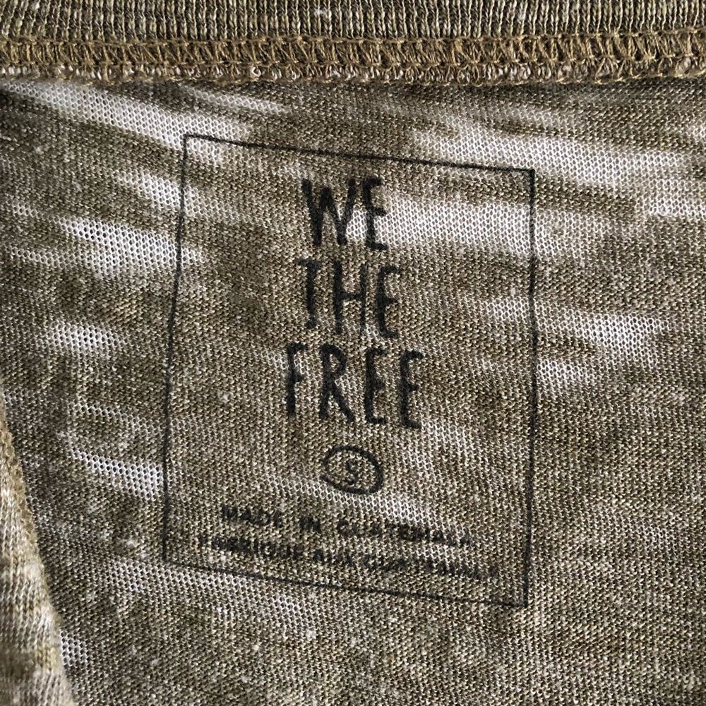 Free People Tee ✨ - Picture 3 of 3